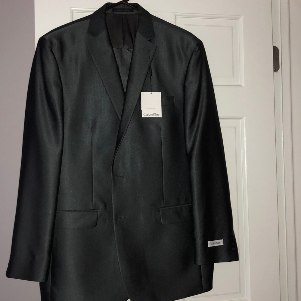 Suit for men